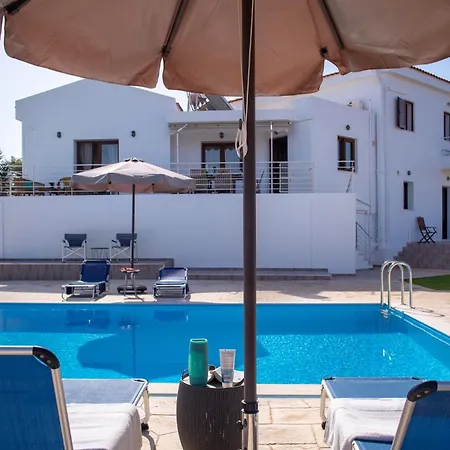 וילה Al Aker With Private Pool *